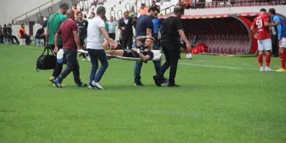 Beykan Şimşek 3 hafta sahalardan uzak kalacak Beykan Şimşek 3 hafta sahalardan uzak kalacak