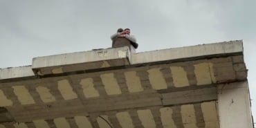 İntihar girişiminde bulunan şahsa çocuktan dikkat çeken öğüt İntihar girişiminde bulunan şahsa çocuktan dikkat çeken öğüt