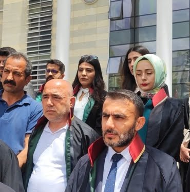 Elazığ Barosu, İsrail saldırılarına destek veren İsrailli yetkililer ile çifte vatandaşlar hakkında suç duyurusunda bulundu.