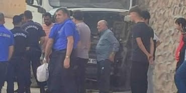 Elazığ’da kamyon duvara çarptı: 1 yaralı