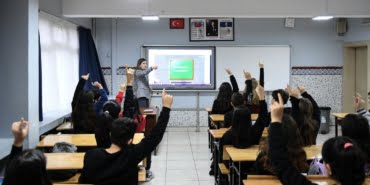 20 BİN SÖZLEŞMELİ ÖĞRETMEN ATAMASI BAŞVURULARI 20 MAYIS'TA BAŞLIYOR