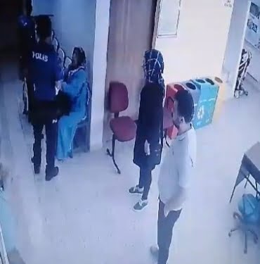 HASTA YAKINI, İSTEDİĞİ İLACI YAZMAYAN DOKTORU DARP ETTİ