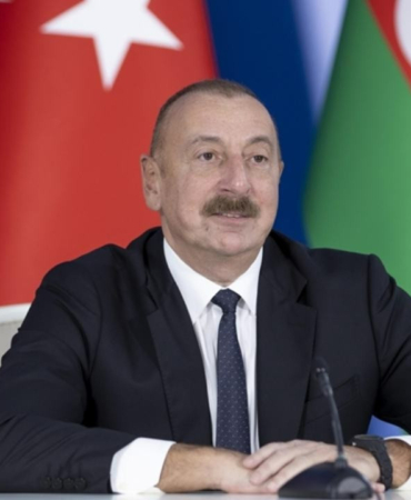 azerbaycan-cumhurbaskani-aliyev-milli-meclisi-feshetti-erken-secim-yapilacak-mNJqUEkz.jpg