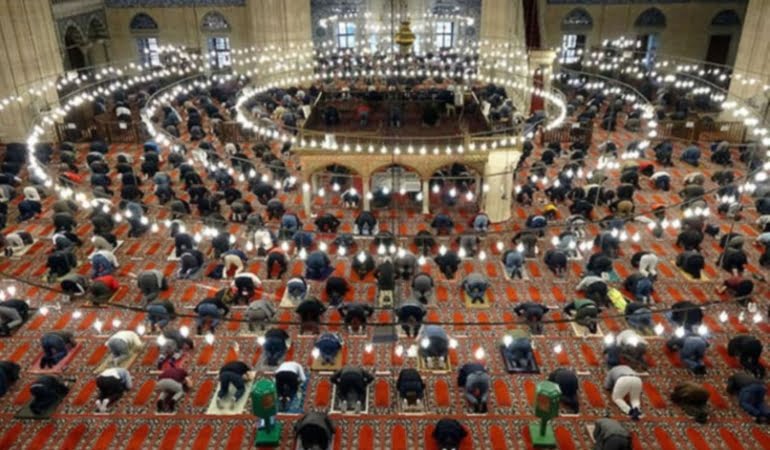 elazig-bayram-namazi-saat-kacta-kilinacak-elazig-bayram-namazi-ne-zaman-DZ1wIzA2.jpg