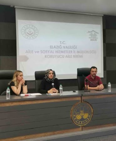 elazigda-bir-yetime-aile-olma-paneli-duzenlendi-X1Mn7C6j.jpg