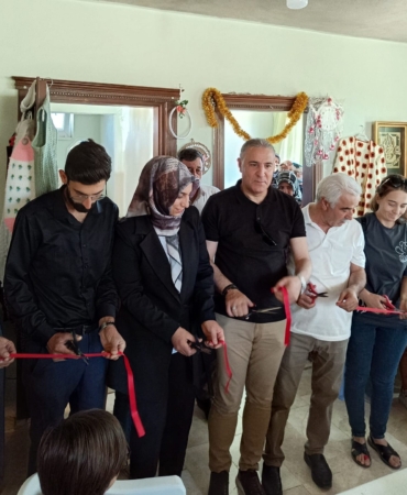 elazigda-kursiyerler-urettigi-urunler-sergilendi-uWrTYLVZ.jpg