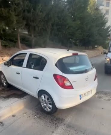 elazigda-otomobil-duvara-carpti-1-yarali-1GIq7ta9.jpg