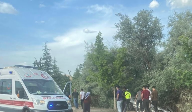elazigda-trafik-kazasi-2-yarali-D6HT3POy.jpg
