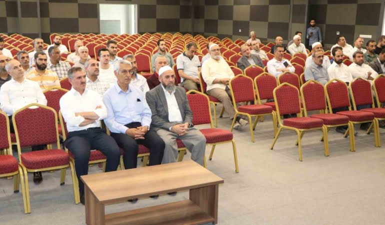 elazigda-yaz-kuran-kurslarinda-gorev-alacak-personele-yonelik-seminer-OU12TJl8.jpg