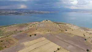 elazigdaki-hoyuk-manzarasi-ile-dikkat-cekiyor-j5cfbYn5.jpg