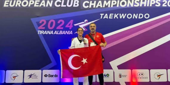Elazığlı Ebrar Acar, Avrupa'da düzenlenen Taekwondo Şampiyonası’nda birinci oldu Elazığlı Ebrar Acar, Avrupa’da düzenlenen Taekwondo Şampiyonası’nda birinci oldu