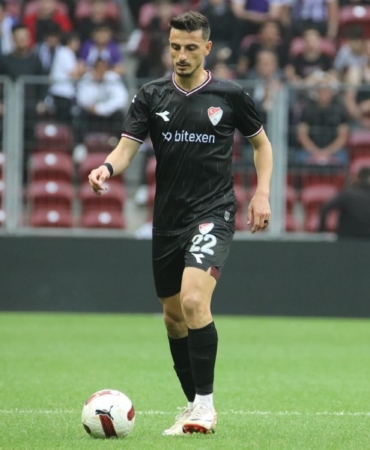 elazigsporda-sampiyon-kadrodan-4-ayrilik-XM4ZrvJP.jpg