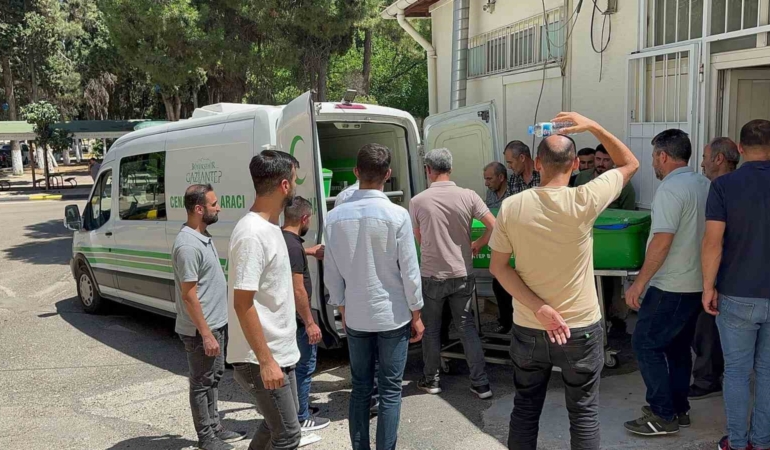 ensesine-aldigi-yumruk-darbesiyle-5-cocuk-babasi-bir-vatandas-hayatini-kaybetti-X8JW74nw.jpg