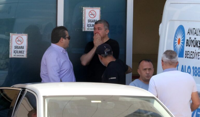 ismail-kucukkayanin-annesi-denizde-bogularak-hayatini-kaybetti-mB8ZVcqx.jpg