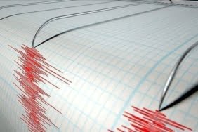 Manisa'da 5.0 büyüklüğünde deprem meydana geldi: Çevre iller de hissetti manisada-50-buyuklugunde-deprem-meydana-geldi-cevre-iller-de-hissetti-ThOAYIaj.jpg