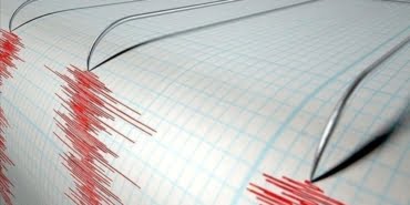 manisada-50-buyuklugunde-deprem-meydana-geldi-cevre-iller-de-hissetti-ThOAYIaj.jpg