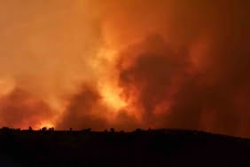 Mardin Valiliğinden yangın açıklaması: 1 ölü, 10 yaralı mardin-valiliginden-yangin-aciklamasi-1-olu-10-yarali-xUIwEK2Z.jpg