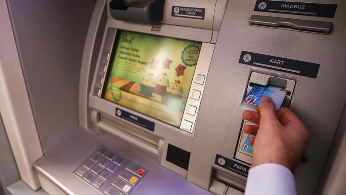 Milyonları Etkiliyor: Bankalar ATM Para Çekme Limitlerini Değiştirdi! Yeni Rakamlar Açıklandı