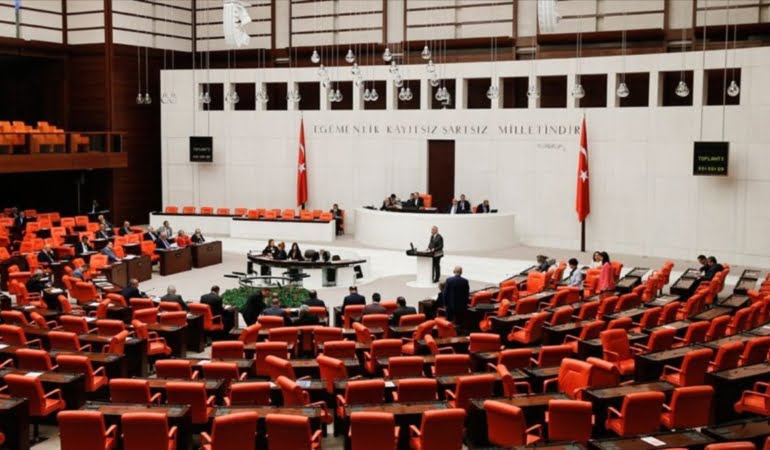 tatil-donusu-tbmmde-agir-mesai-kripto-para-duzenlemesi-genel-kurula-geliyor-UmCdN2bB.jpg