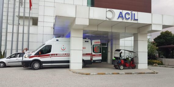 Genç Öğretmen KPSS'nin İkinci Oturumunu Beklerken Başına Yorgun Mermi İsabet Etti Genç Öğretmen KPSS’nin İkinci Oturumunu Beklerken Başına Yorgun Mermi İsabet Etti