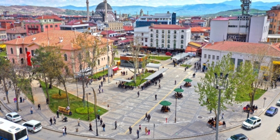 Elazığ'da Kiralık Daire Fiyatları Vatandaşı Mağdur Ediyor Elazığ’da Kiralık Daire Fiyatları Vatandaşı Mağdur Ediyor