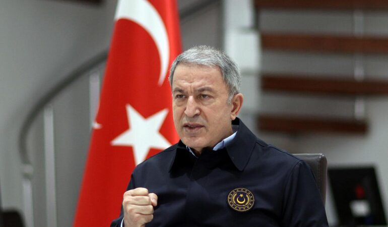 Milli Savunma Bakanı Hulusi Akar