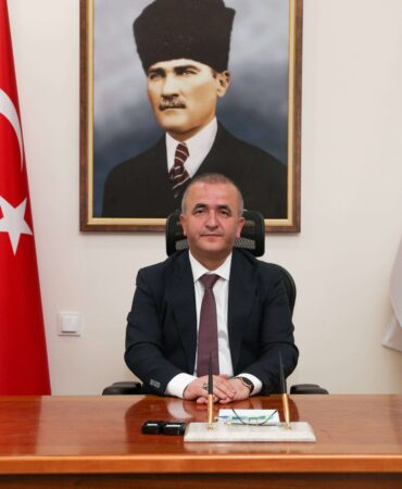 Elazığ Valiliğine Numan Hatipoğlu Atandı: 5 İlin Valisi Değişti Elazığ Valisi Numan Hatipoğlu