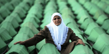 Srebrenitsa-Katliami