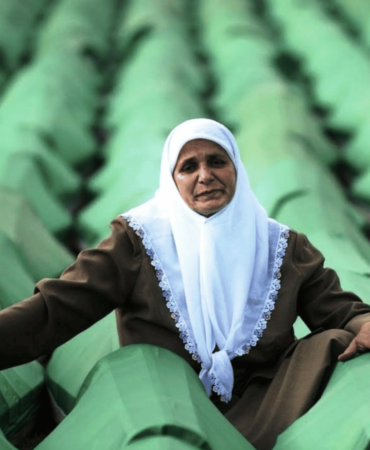 Srebrenitsa-Katliami