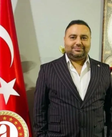 AK Gençlik Ocakları Başkanı Tutuklandı: İçişleri Bakanlığı Logosuyla Kart Bastırdılar ak-genclik-ocaklari-baskani-tutuklandi-icisleri-bakanligi-logosuyla-kart-bastirdilar-OR8tsGqY.png