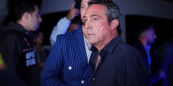 Ali Koç ve Mehmet Büyükekşi arasında gerginlik: Şerefli, haysiyetli olan kimse... Ali Koç ve Mehmet Büyükekşi arasında gerginlik: Şerefli, haysiyetli olan kimse…