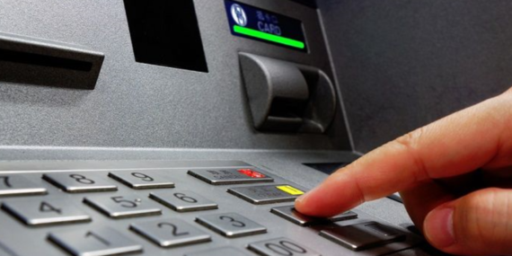 ATM'ye giden şok oldu: Para çekemediler elleri boş kaldı ATM’ye giden şok oldu: Para çekemediler elleri boş kaldı