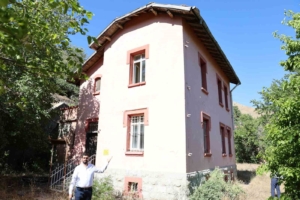 baskan-seyrek-atil-durumdaki-tescilli-2-lojman-halk-kutuphanesi-yapilabilir-eaQx9L3w.jpg