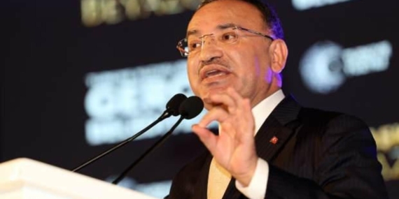 TBMM Başkanvekili Bekir Bozdağ: FETÖ, hain oğlu haindir! TBMM Başkanvekili Bekir Bozdağ: FETÖ, hain oğlu haindir!