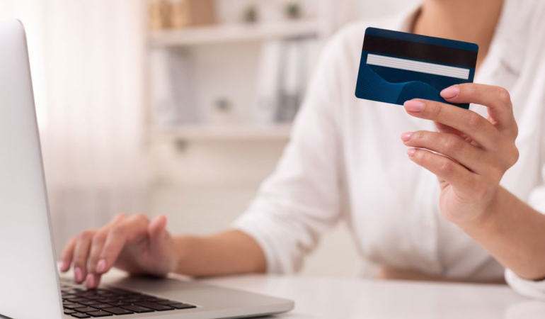 Online Alışveriş Kredi Kartı