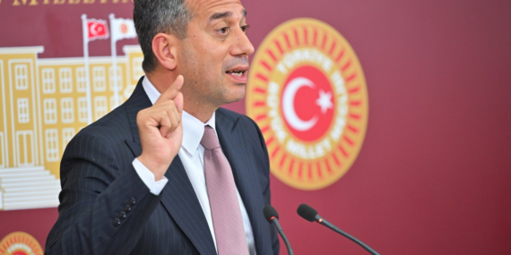 CHP'den Hayvan Hakları Yasasına Tepki CHP’den Hayvan Hakları Yasasına Tepki