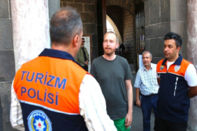 diyarbakirda-5-dil-konusan-turizm-polisi-goreve-basladi-kurtce-de-var-iSrNXNT1.jpg