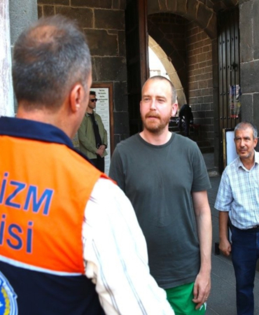 diyarbakirda-5-dil-konusan-turizm-polisi-goreve-basladi-kurtce-de-var-iSrNXNT1.jpg