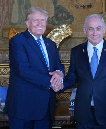 donald-trump-netanyahuyu-evinde-konuk-etti-NvtAc3Y9.jpg