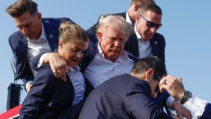 donald-trump-vurulduktan-saniyeler-sonra-uc-kez-savas-dedi-M43KVfyy.jpg