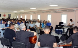 elazig-belediyesi-suca-suruklenen-cocuklar-icin-etkinlik-duzenledi-TL5LO1eN.jpg