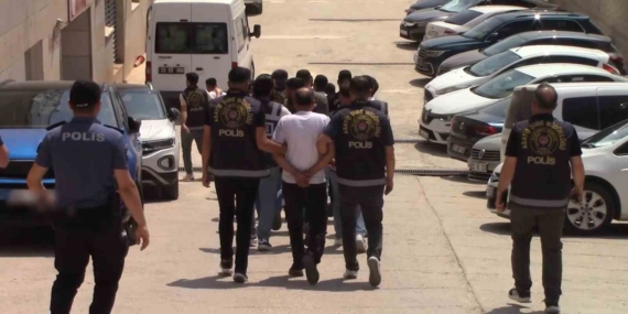 Elazığ’da Polis Operasyonunda 8 Şüpheli Tutuklandı