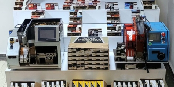 Elazığ'da 110 Bin Dal Bandrolsüz Makaron Ele Geçirildi, 2 Şüpheli Gözaltında Elazığ’da 110 Bin Dal Bandrolsüz Makaron Ele Geçirildi, 2 Şüpheli Gözaltında