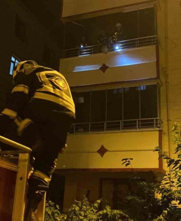 elazigda-alkollu-sahis-evi-yakti-yangin-sonduruldu-5lm5Hz6k.jpg