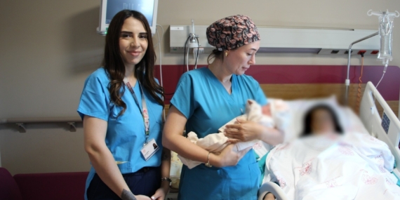 Elazığ Fethi Sekin Şehir Hastanesi Tüp Bebek Merkezi'nde İlk Bebek Dünyaya Geldi Elazığ Fethi Sekin Şehir Hastanesi Tüp Bebek Merkezi’nde İlk Bebek Dünyaya Geldi