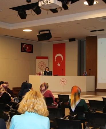 elazigda-damar-ici-katater-enfeksiyonlari-ve-kultur-alma-yontemleri-semineri-mTEFQN7a.jpg