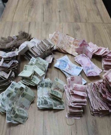 elazigda-dilenci-operasyonu-bir-gunde-10-bin-780-lira-toplayan-dilenci-saskinlik-yaratti-cR68RpHX.jpg