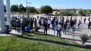 elazigda-eti-krom-iscilerinden-oturma-eylemi-4jIjmUTN.jpg
