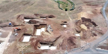 Elazığ'da Palu ve Kovancılar İlçelerine İçme Suyu Arıtma Tesisi Yapımına Başlandı elazigda-icme-suyu-aritma-tesisine-ilk-kazma-vuruldu-YwtX8KtT.jpg