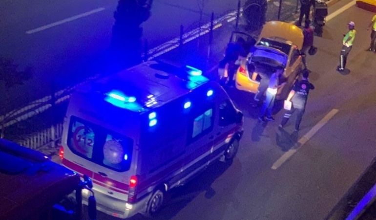 elazigda-iki-otomobil-carpisti-1-yarali-jwbVbEcq.jpg